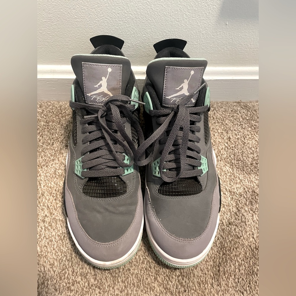 Jordan 4 Green Glow